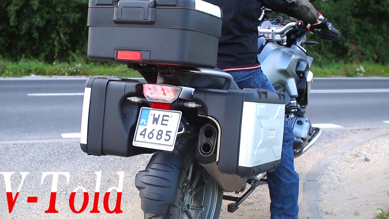 BMW R 1200 GS Akrapovic vs stock exhaust sound
