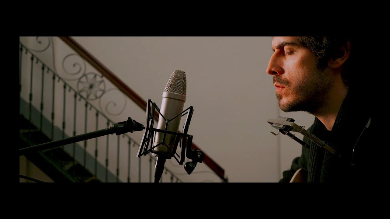 Seed Holden - Wedding Player [Official Live Music Video]