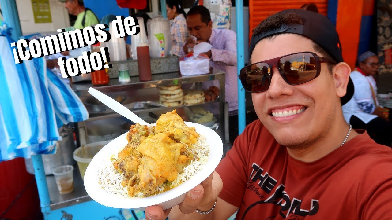 Probando COMIDA de MERCADO en SANTA MARTA 🌴 Comida callejera colombiana
