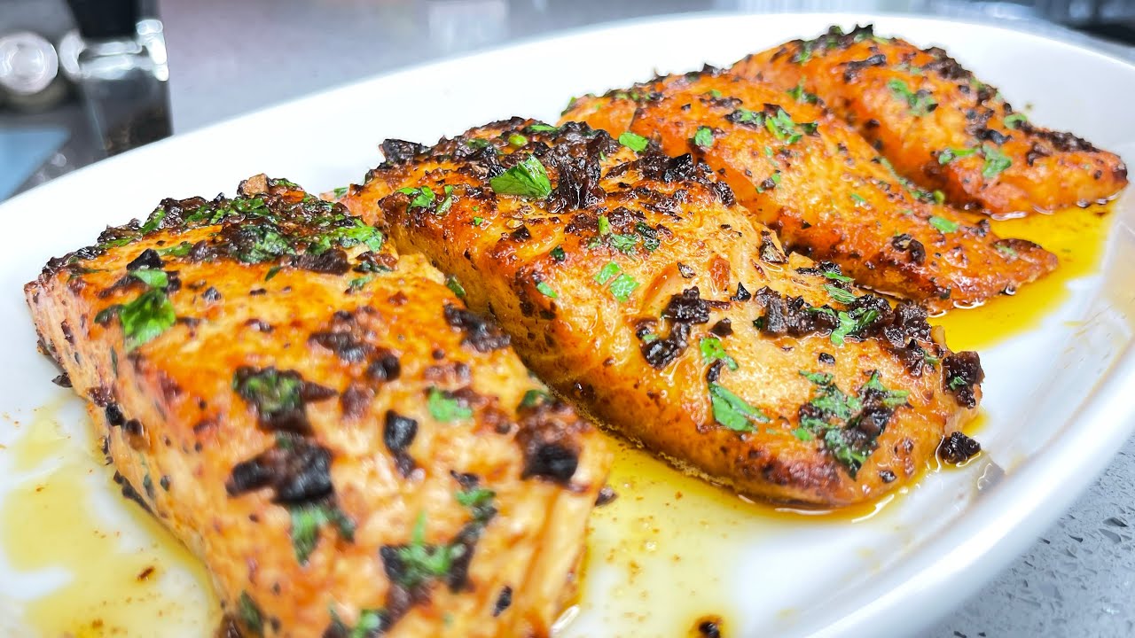 SALMON AL AJILLO-GARLIC SALMON!!