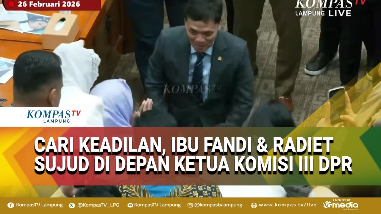 Ibu ABK Fandi & Radiet Sujud Depan Ketua Komisi III DPR Demi Cari Keadilan Bagi Sang Anak