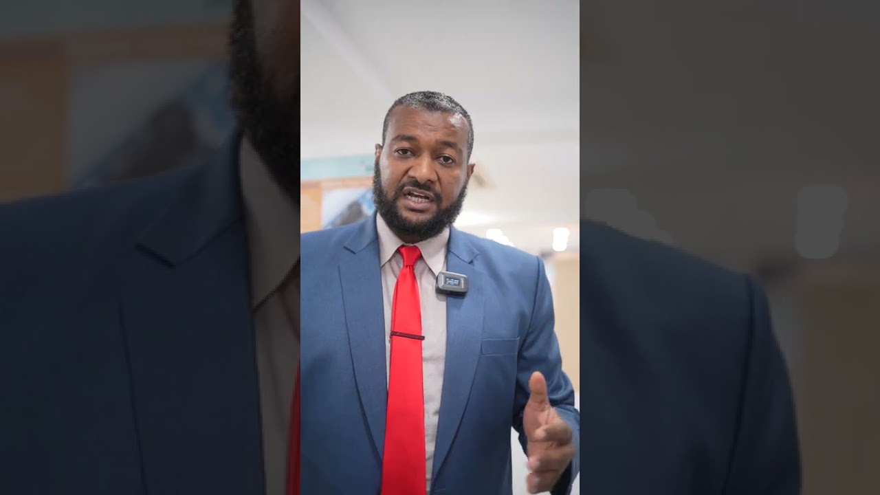 معدات احواض السباحة على جميع المستويات