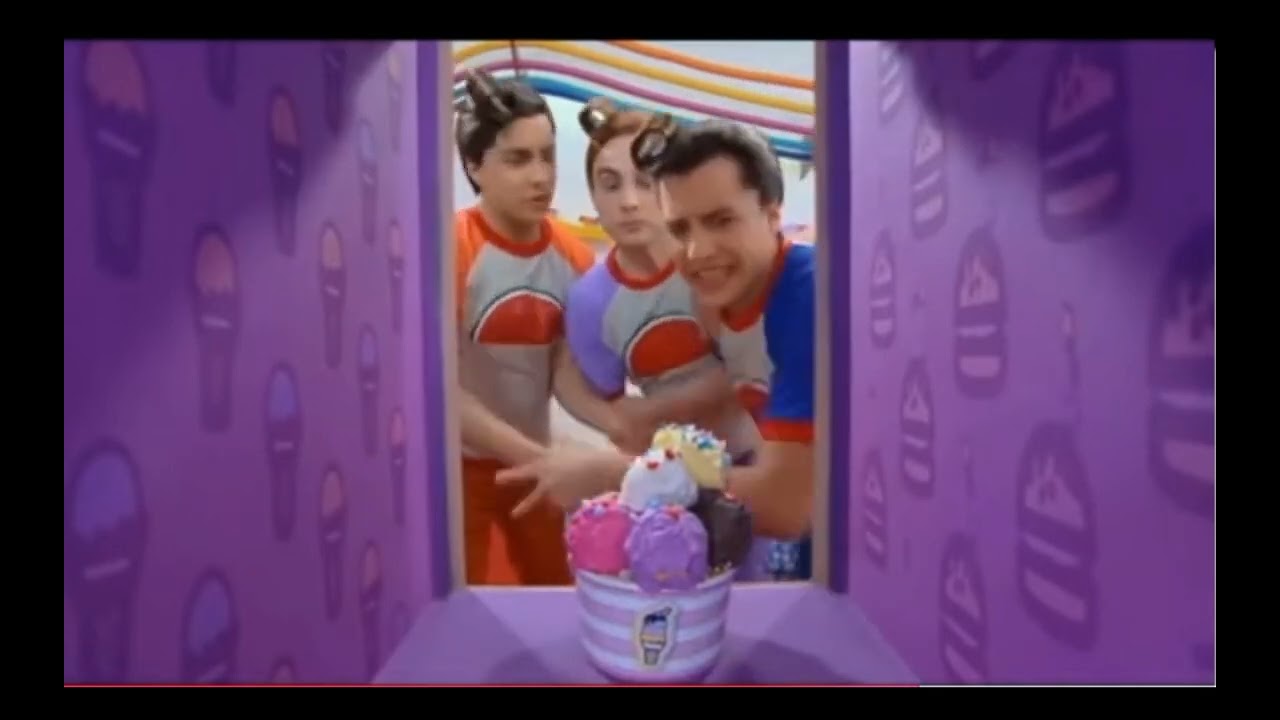 Junior Express - La Máquina Expendedora / Los Rulos comen muchos helados 🍨🍨🍨