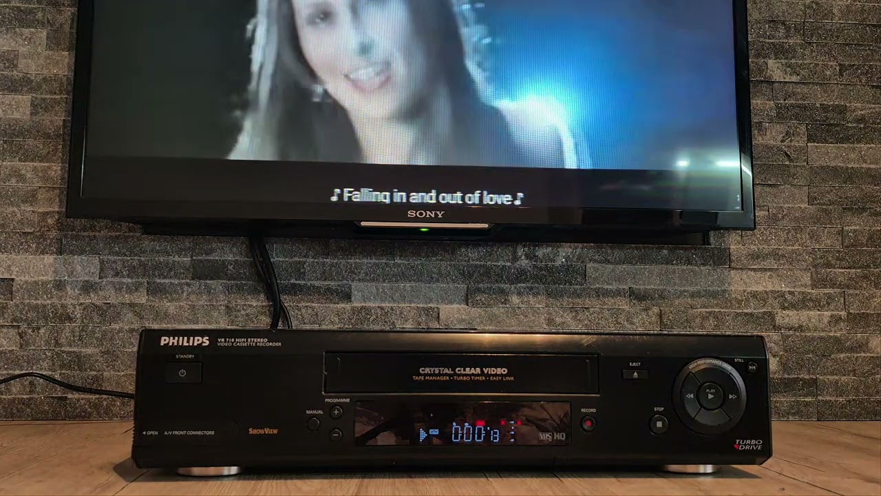 V  H  S     Philips  