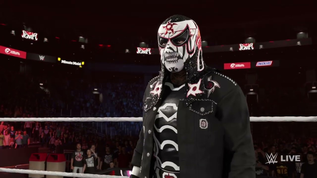 WWE 2K25 - Bronson Reed vs. Penta