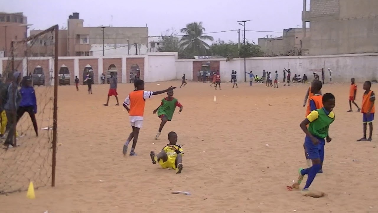 Mama Sport EF ...jeune talent  BUT ...BUT !!!!