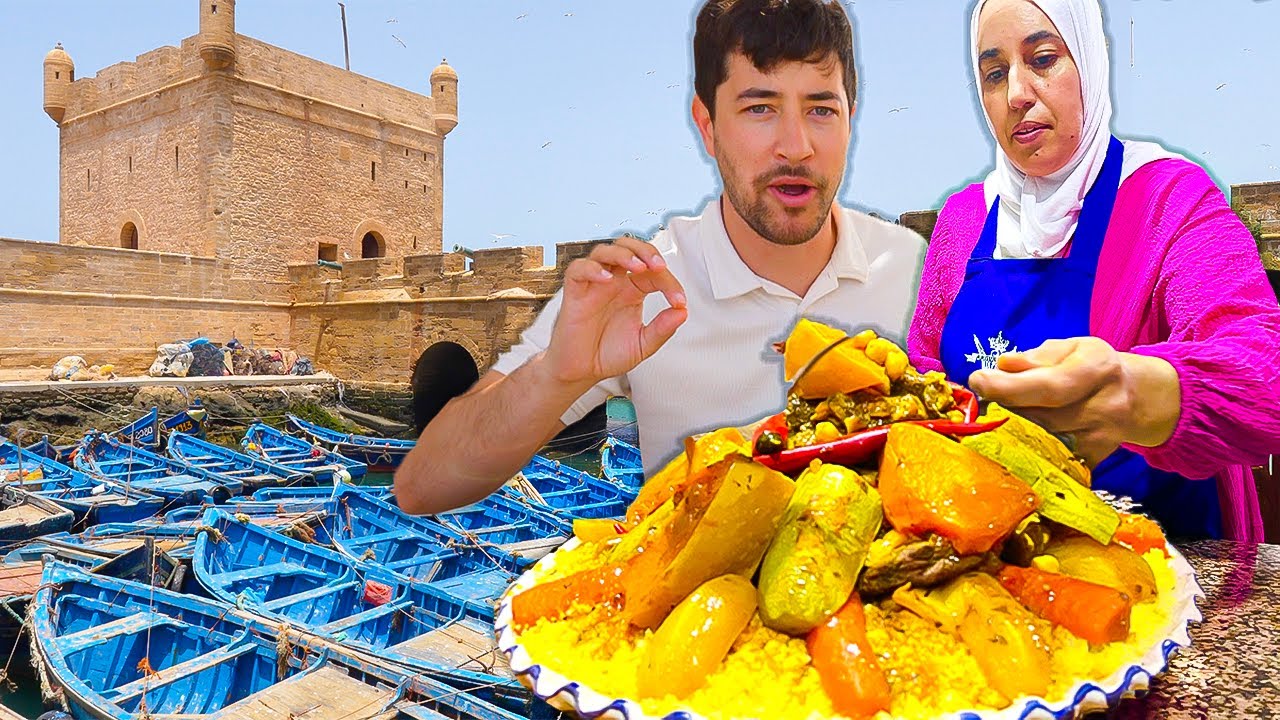 Street Food in Essaouira 🇲🇦 Moroccan Food So Nice They Named it Twice : COUSCOUS!