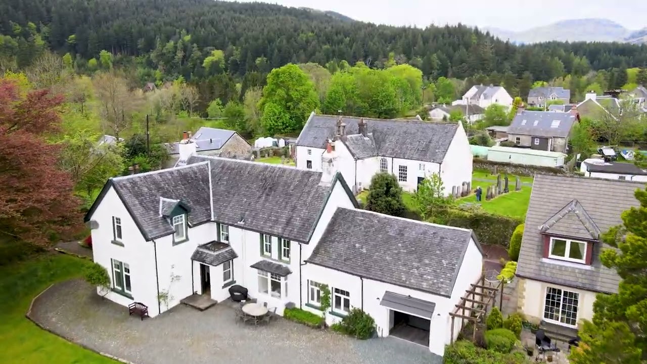 The Cottage at Lochgoilhead in HD