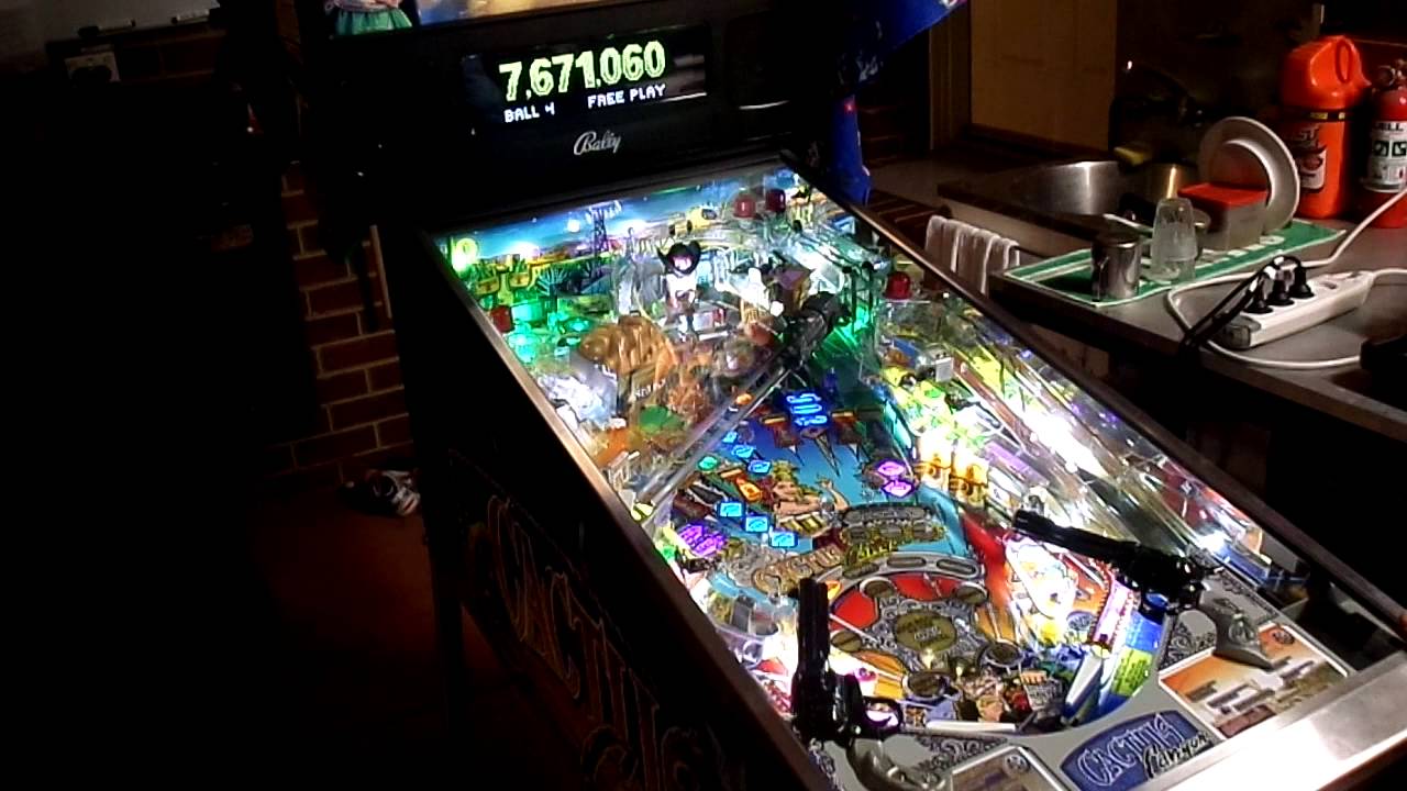 Cactus Canyon Bally Pinball  Machine CCC