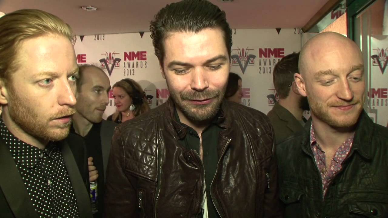 Johnny Marr, Foals & More On The Red Carpet - NME Awards 2013