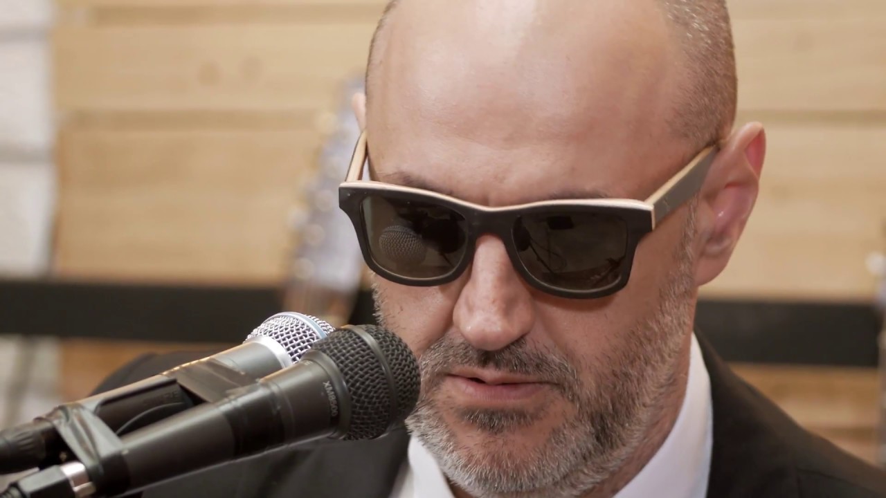 Luiz dos Odé & Óscar Linares interpretando  - Worried Life Blues (Big Maceo Merriweather)