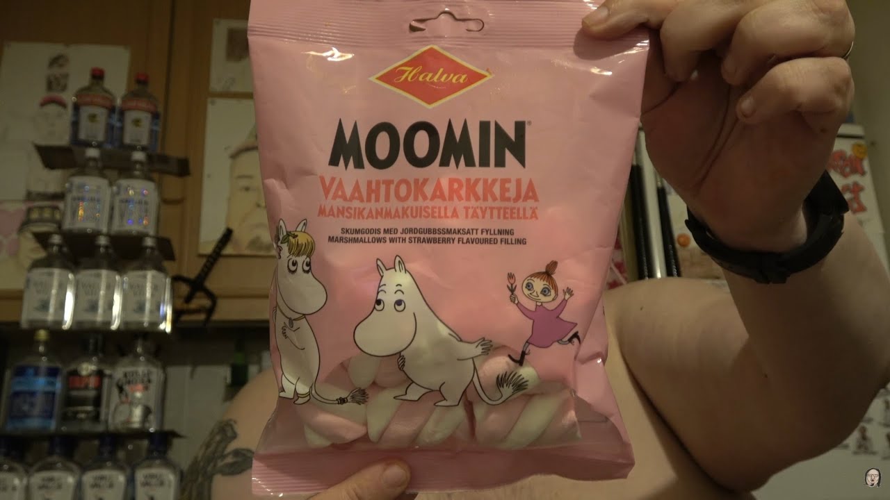Hampaaton läski syö: Osa 4288 - Halva Moomin Vaahtokarkkeja mansikanmakuisella täytteellä