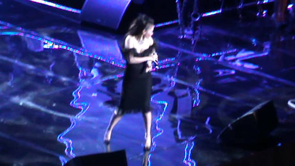 Yeu Minh Anh - Bay (Thu Minh vs Bang Kieu Live Concert 02/11/2013)