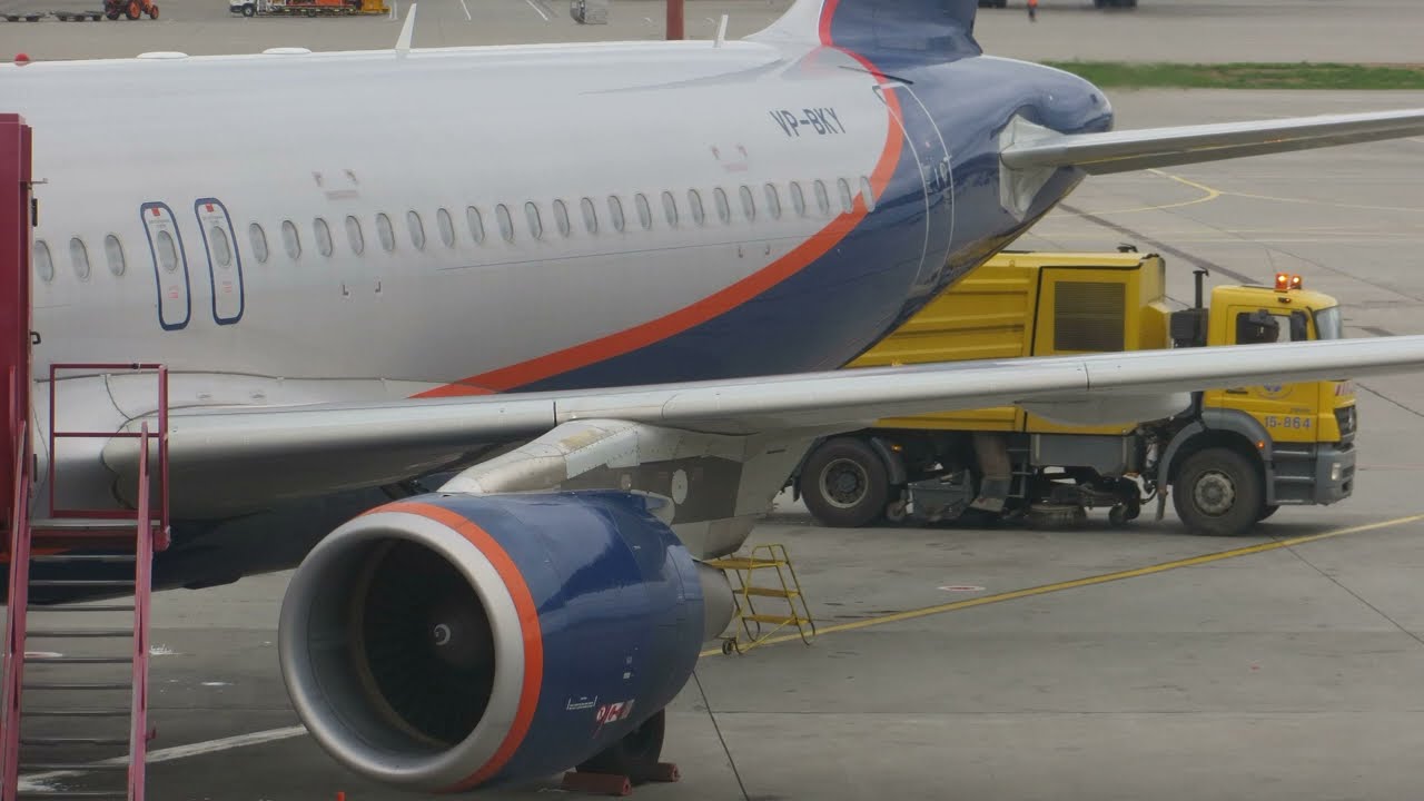 Airbus A320 (VP-BKY) 