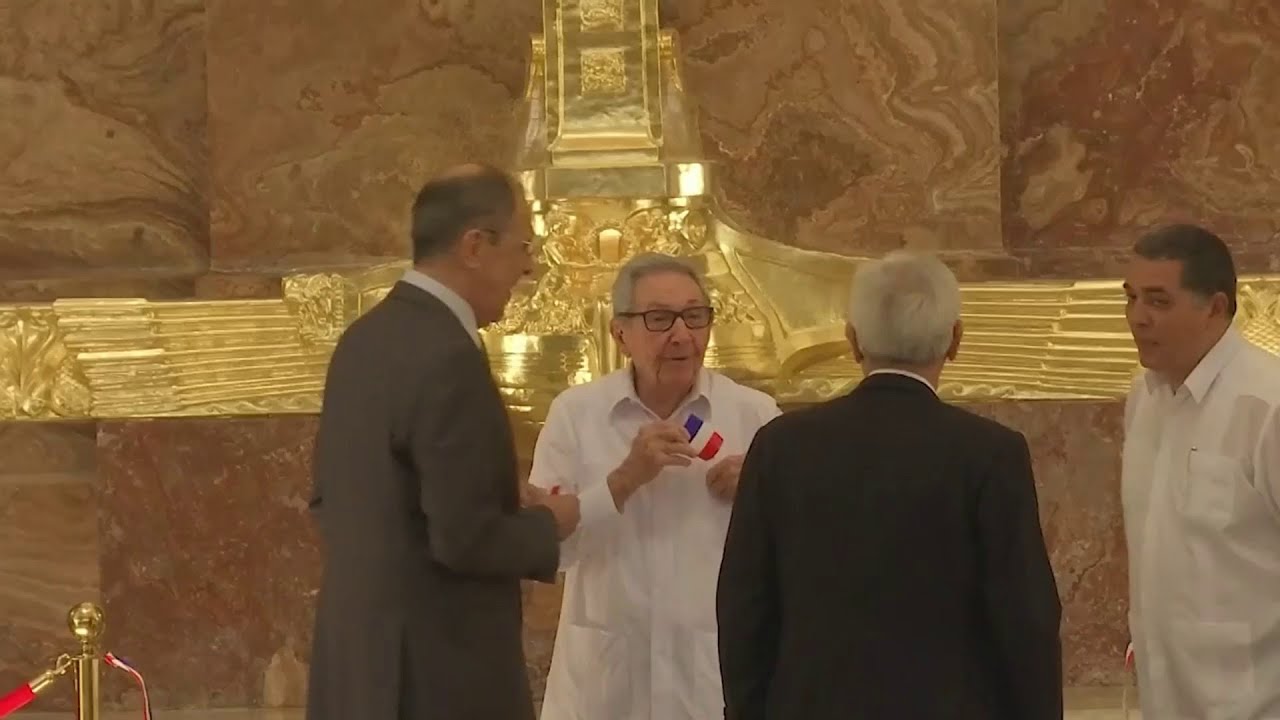 Russian foreign minister meets Raul Castro in Havana