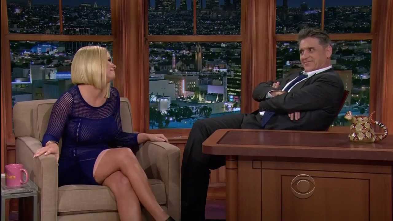 Carrie Keagan on Craig Ferguson 11/11/13
