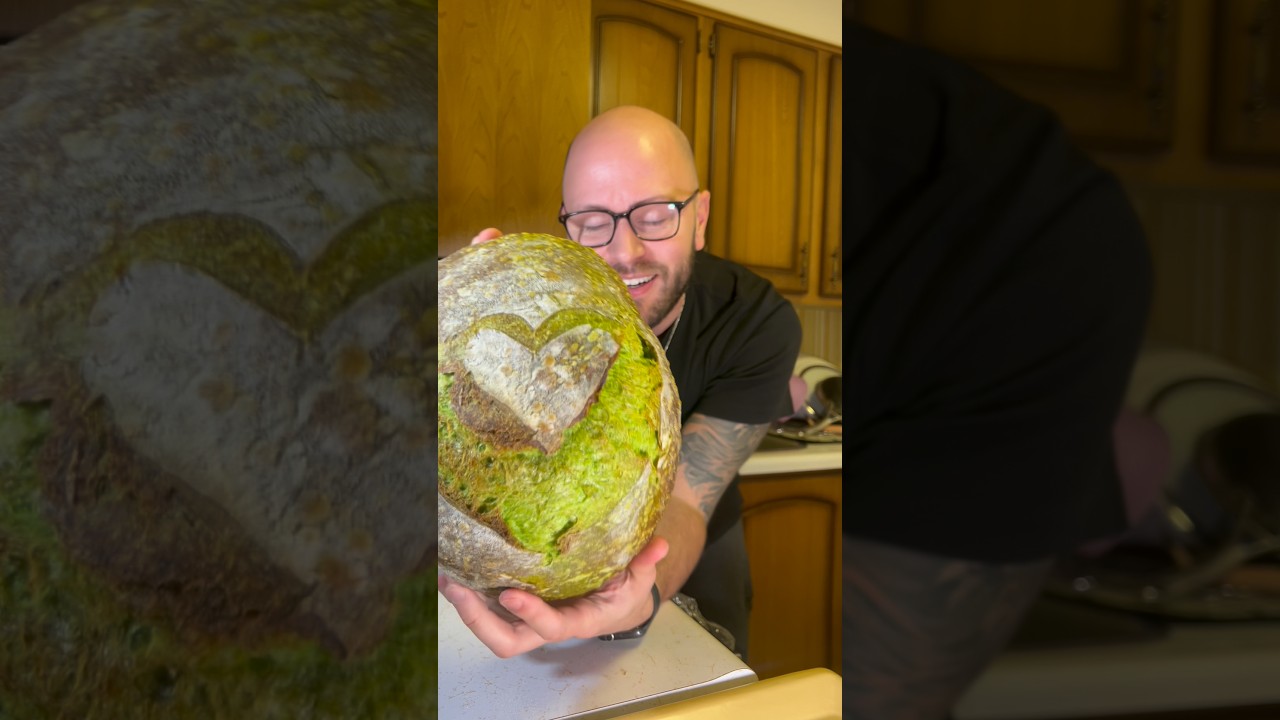 Зелёный хлеб &mdash; для выпускников.