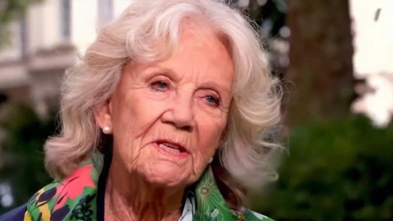 Final Title: Hayley Mills Reflects on Working With Brian Keith!