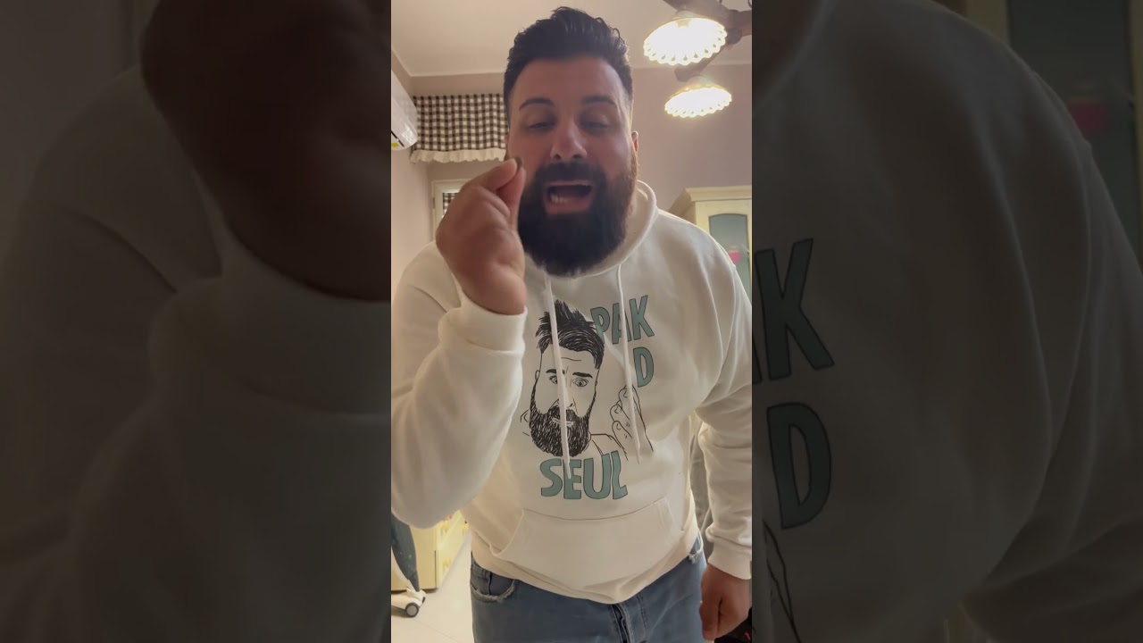 Lo vuoi un croccantino 😂😂