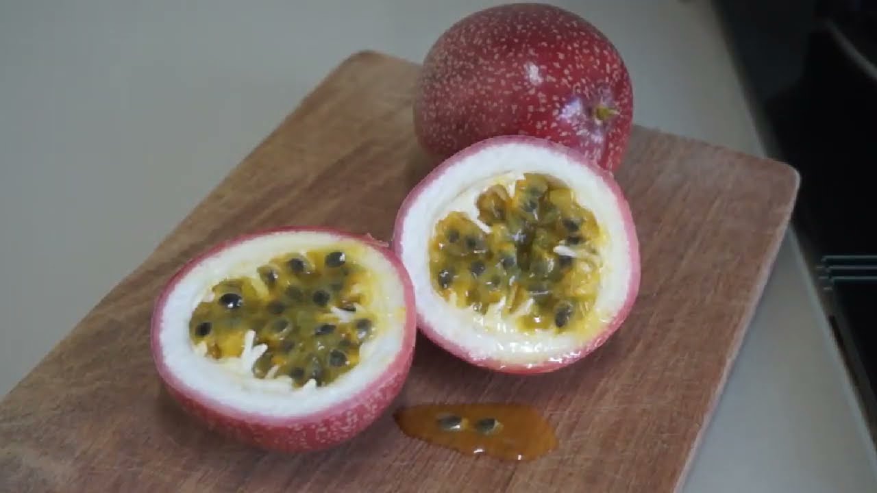 MARACUJA: Menya uburyo bategura umurima wa Maracuja bagiye kuzihinga kugeza zitanze umusaruro