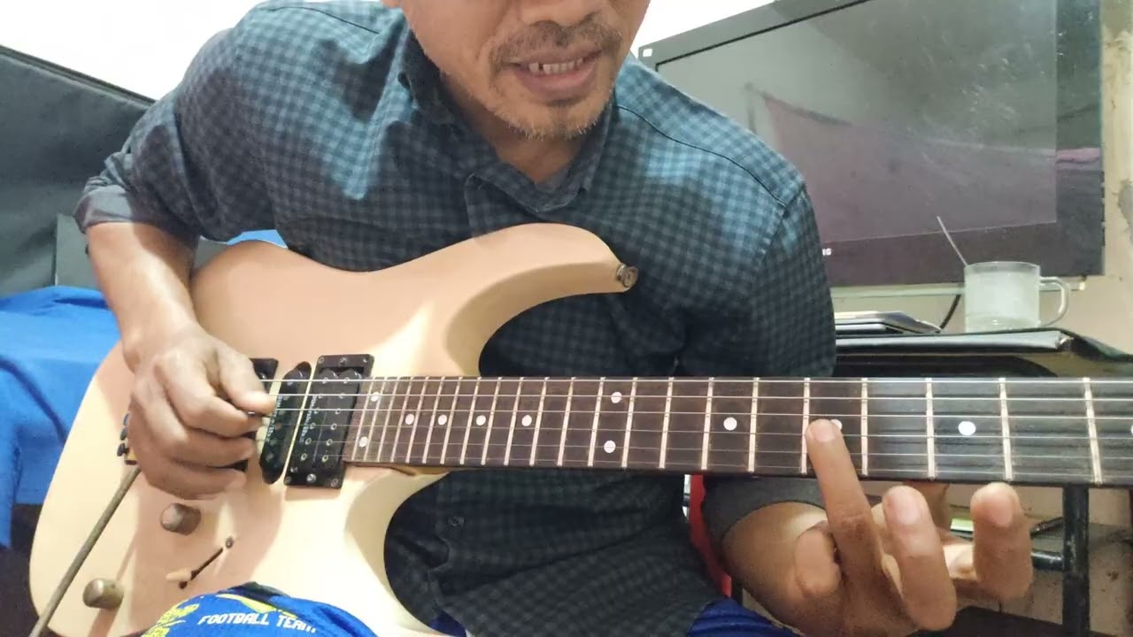 រៀនលេងហ្គីតារ Intro បទ ខ្យល់រាត្រី ស៊ិន ស៊ីសាមុត how to play guitar kyal reatrey.