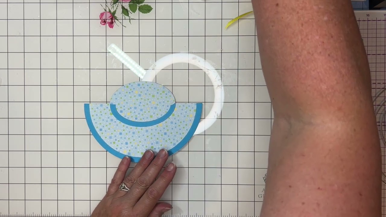 Summer Bonnet Rocker Card