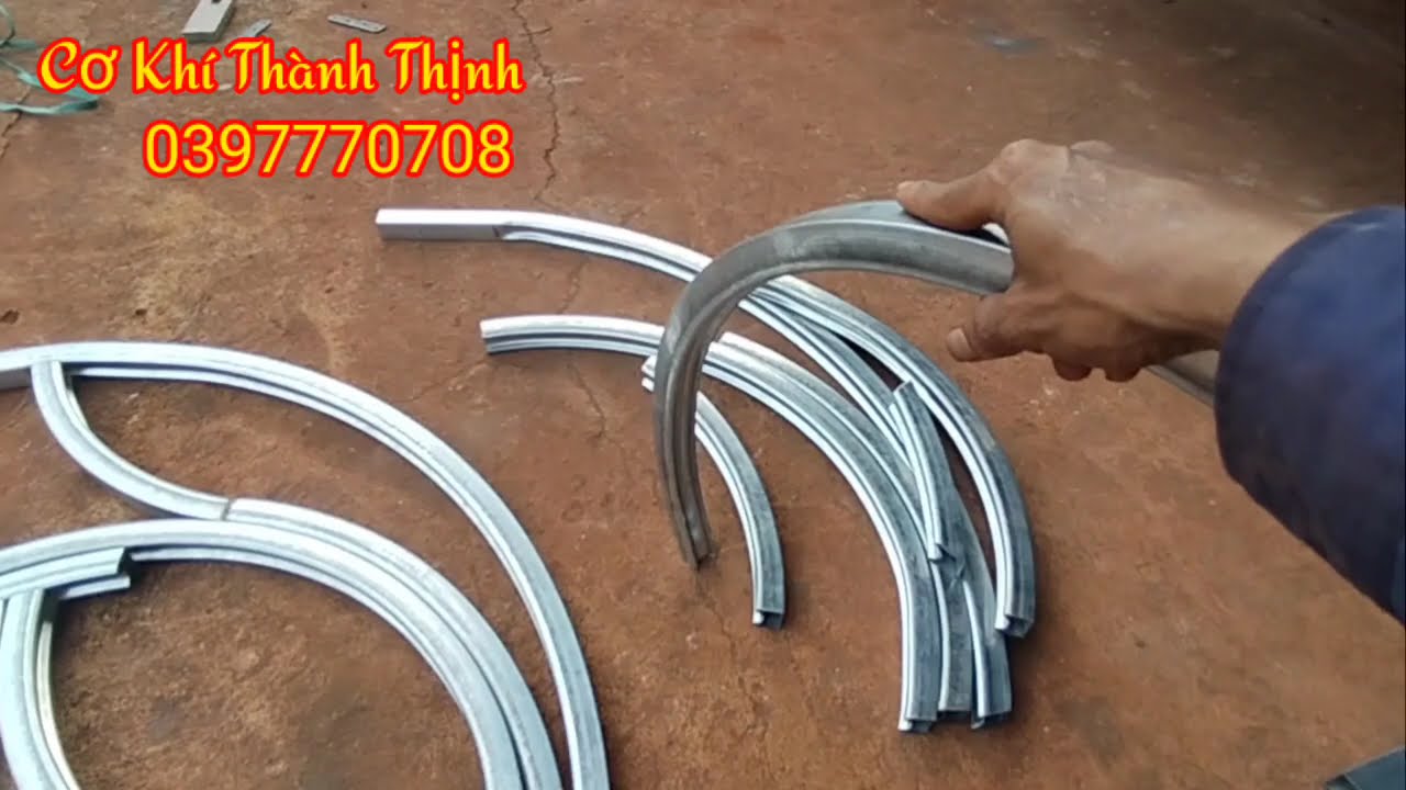 AE nào cần mua 2 chân uốn của bộ bàn ghế gấp gọn . thì gọi ĐT cho mình nhé. xin cảm ơn.