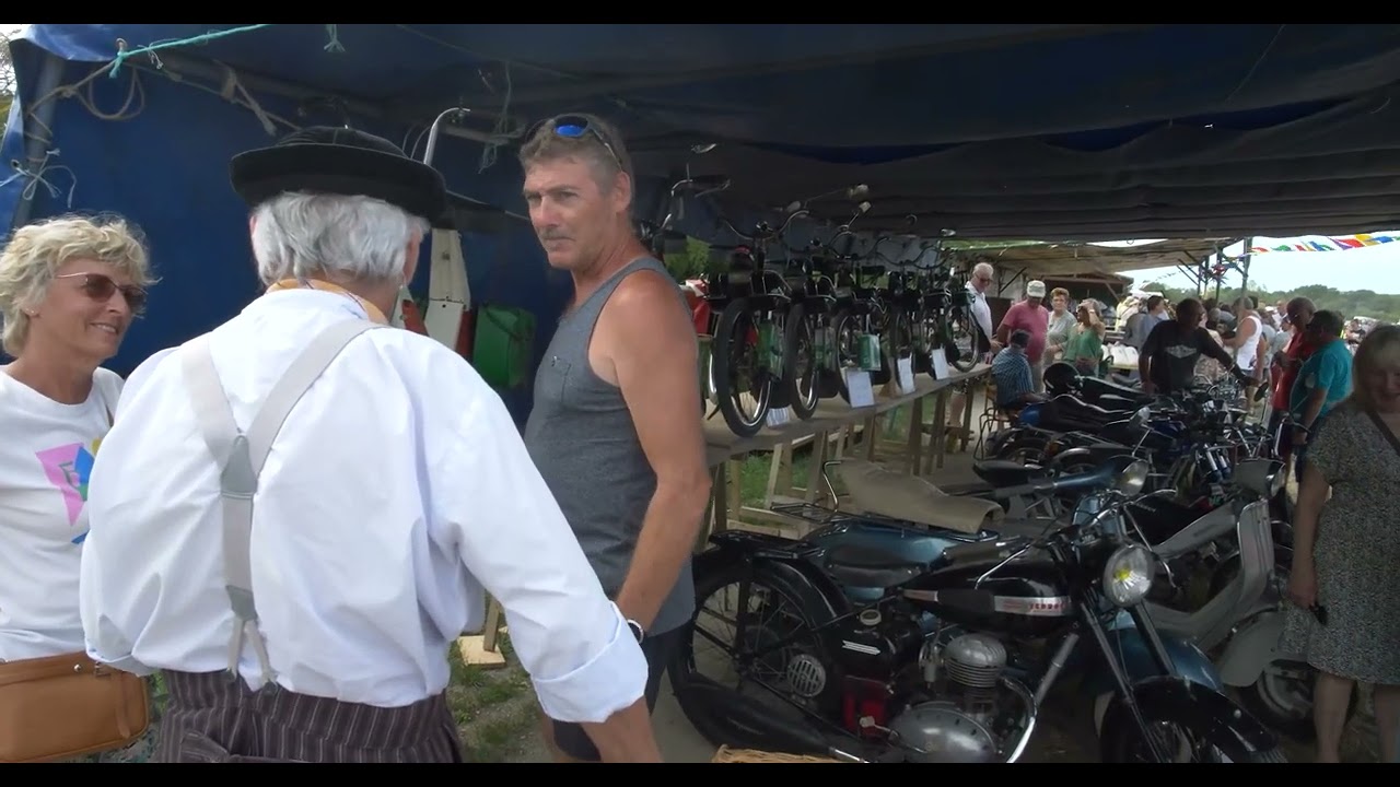 Vendée - Film de battages à la Salertaine en Vendée