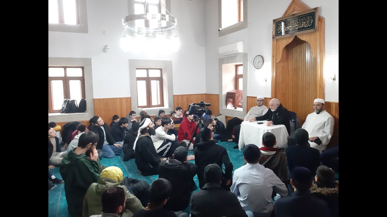 محاضرة لفضيلة الشيخ الدكتور فهد خاروف في معهد الإمام الأعظم أبي حنيفة النّعمان