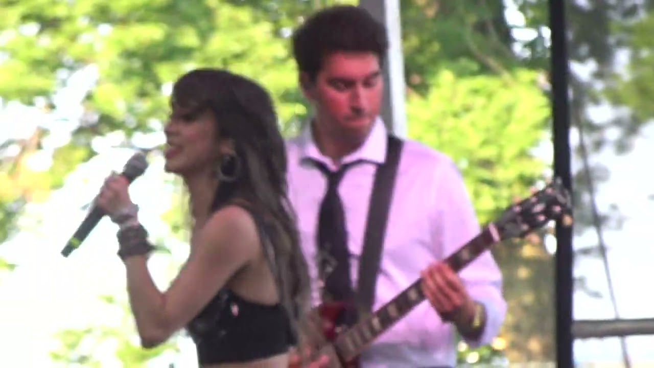 Zoe Ko - HelpMeNameThisSong18 - Lollapalooza 2025 - Chicago, IL - 08-02-2025