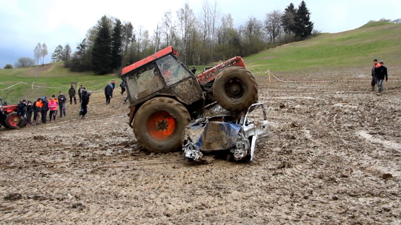 5/5 - Traktoriáda Zděchov 2017 - traktor vs. autovrak