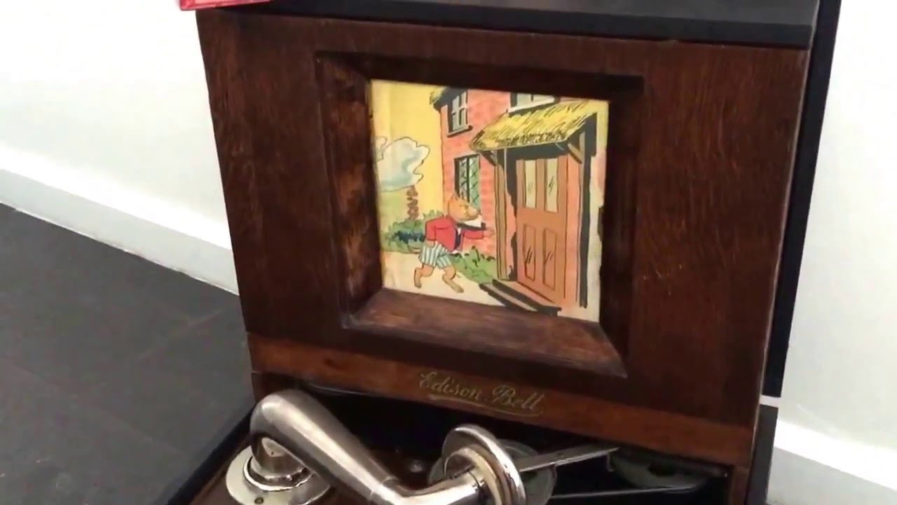 1924 Edison Bell Picturegram - Phonograph / Gramophone