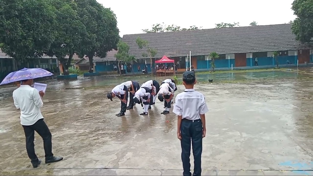lomba pbb di sekolah, kls 9b 