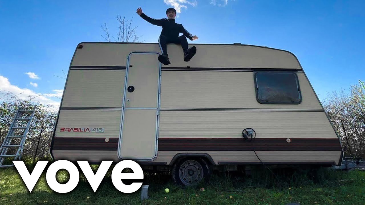 LA CARAVANE - ALEXANGA (Parodie Suavemente)