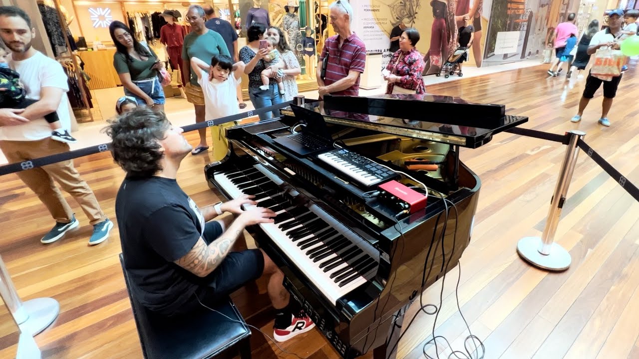 Under The Bridge Red Hot Chili Peppers (Piano Shopping Mall)