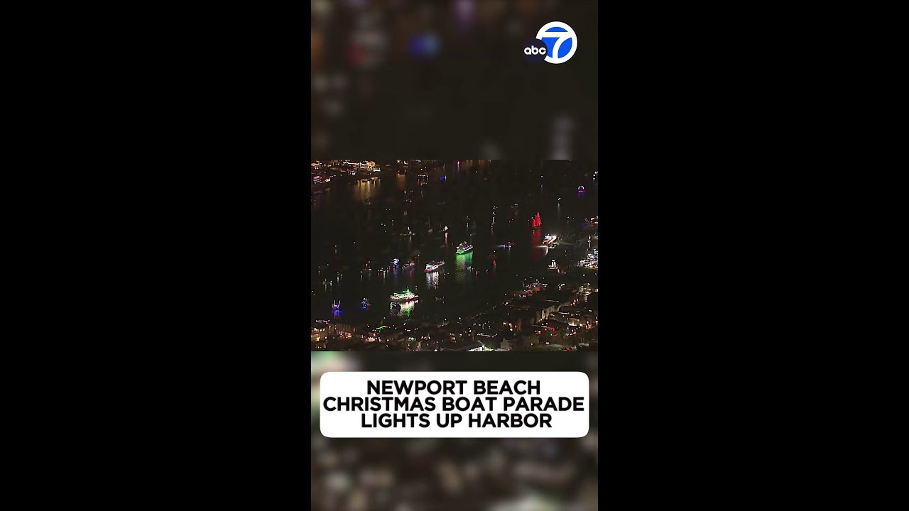 Newport Beach Christmas Boat Parade 2023 dazzles harbor