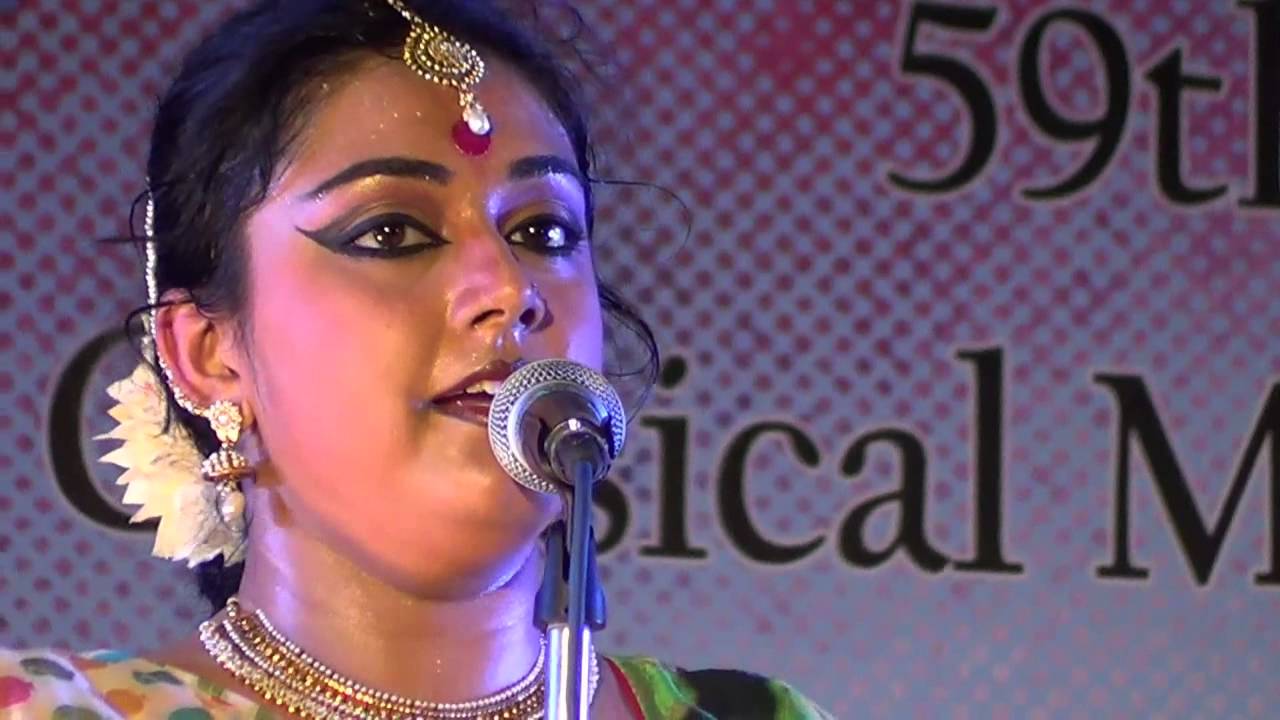 Tabashmi Pal Majumdar - Kathak