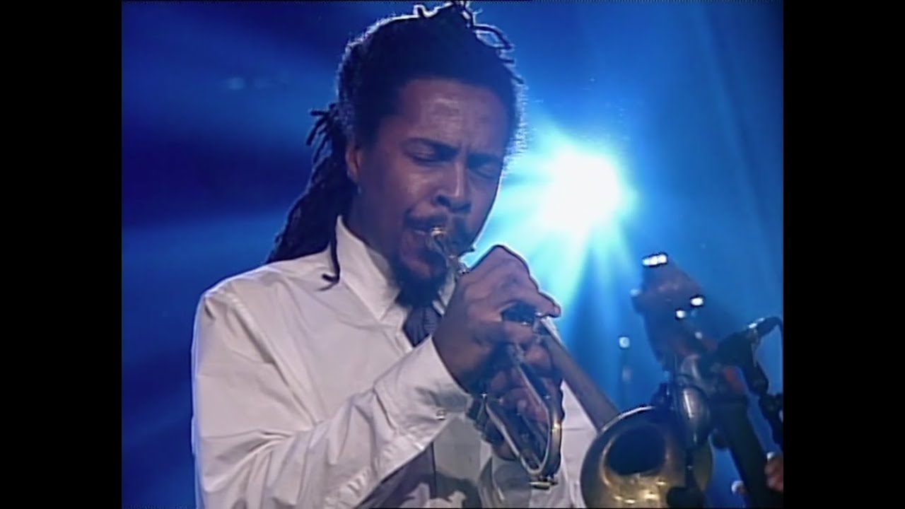 Liquid Streets - Roy Hargrove and The RH Factor Leverkusener Jazztage 2003 (Part#2/3)
