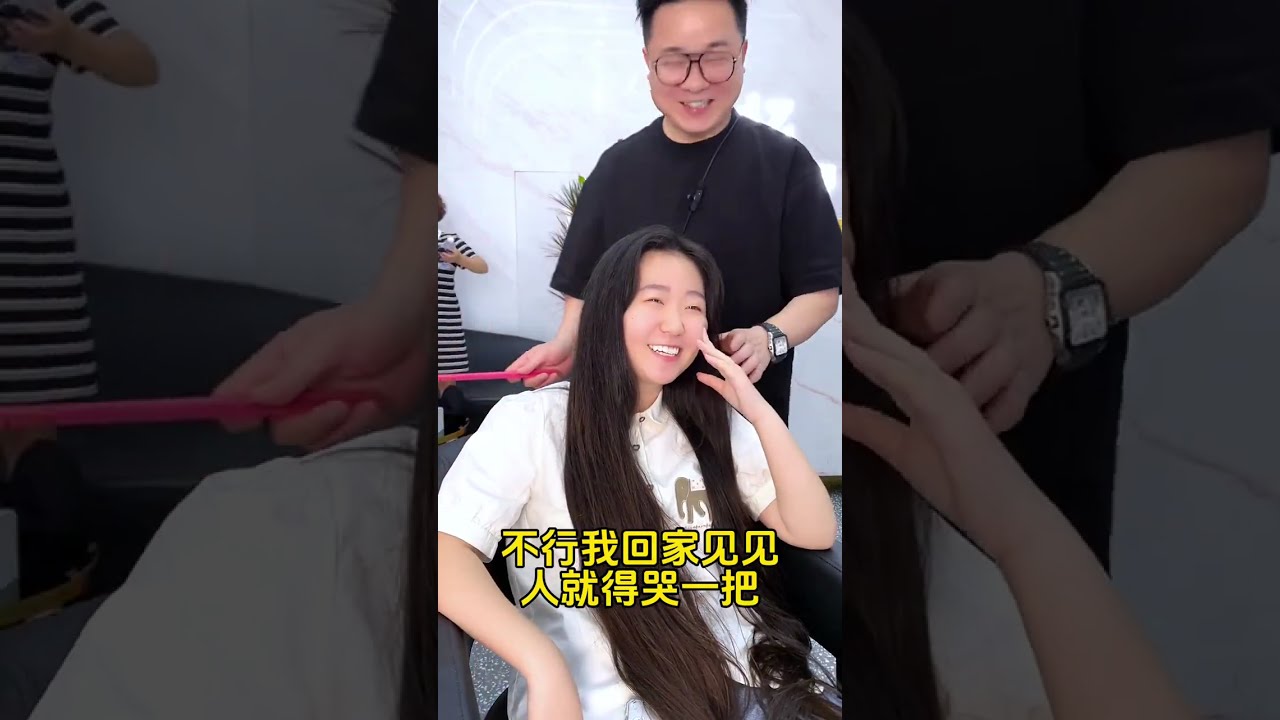 Absurd school rules make Girl lose her record-length hair ....