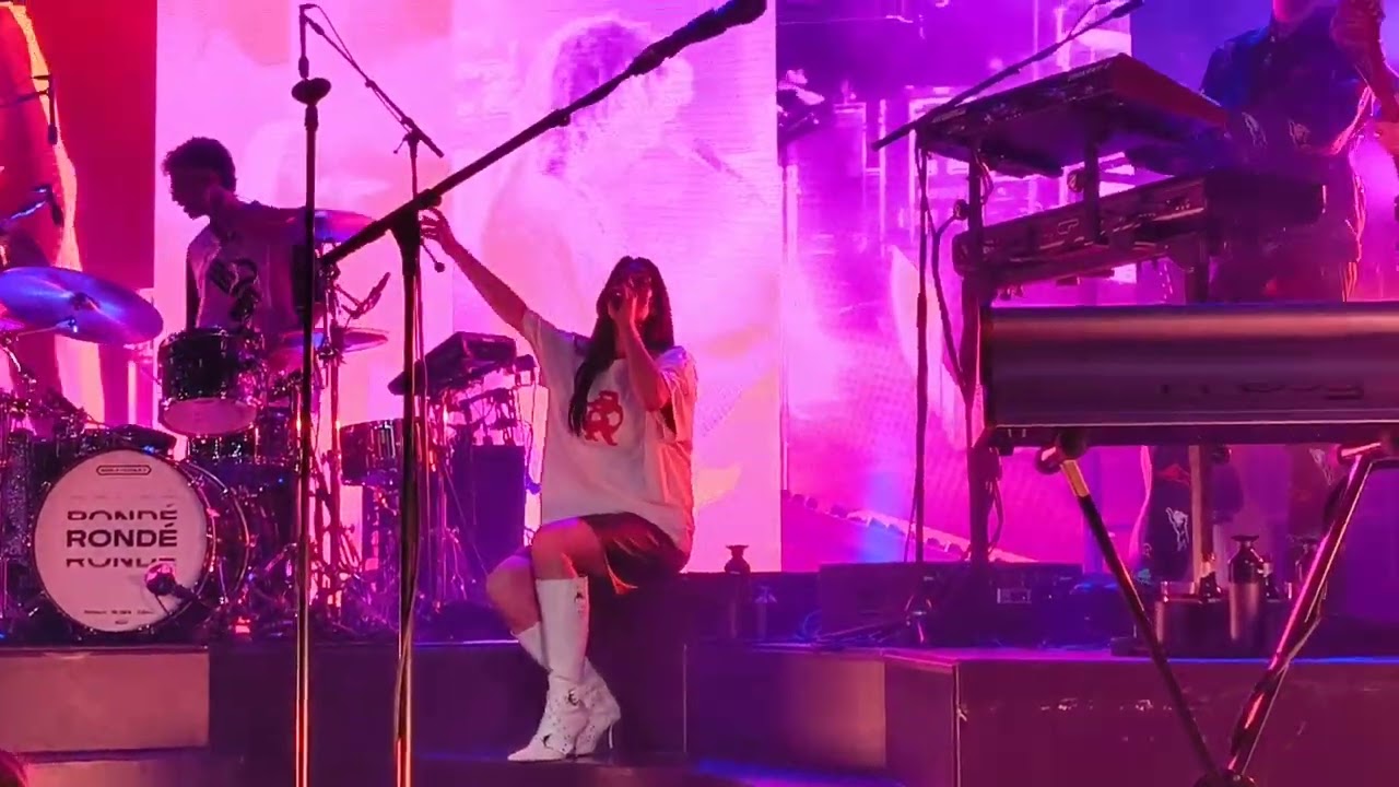 Love myself - Rond&eacute; (Effenaar - Eindhoven)
