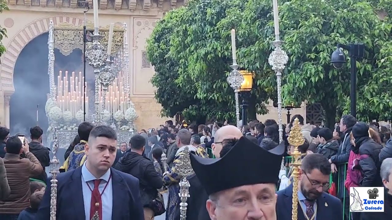 Domingo de Resurrección 2024|Traslado de la Archicofradía de la Vera+Cruz de Córdoba.