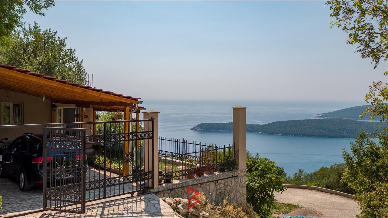 Kuca sa pogledom na plažu Jaz - Budva