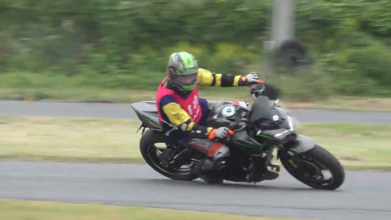 2025年　ダンロップJAPAN　作田　Z650　H2