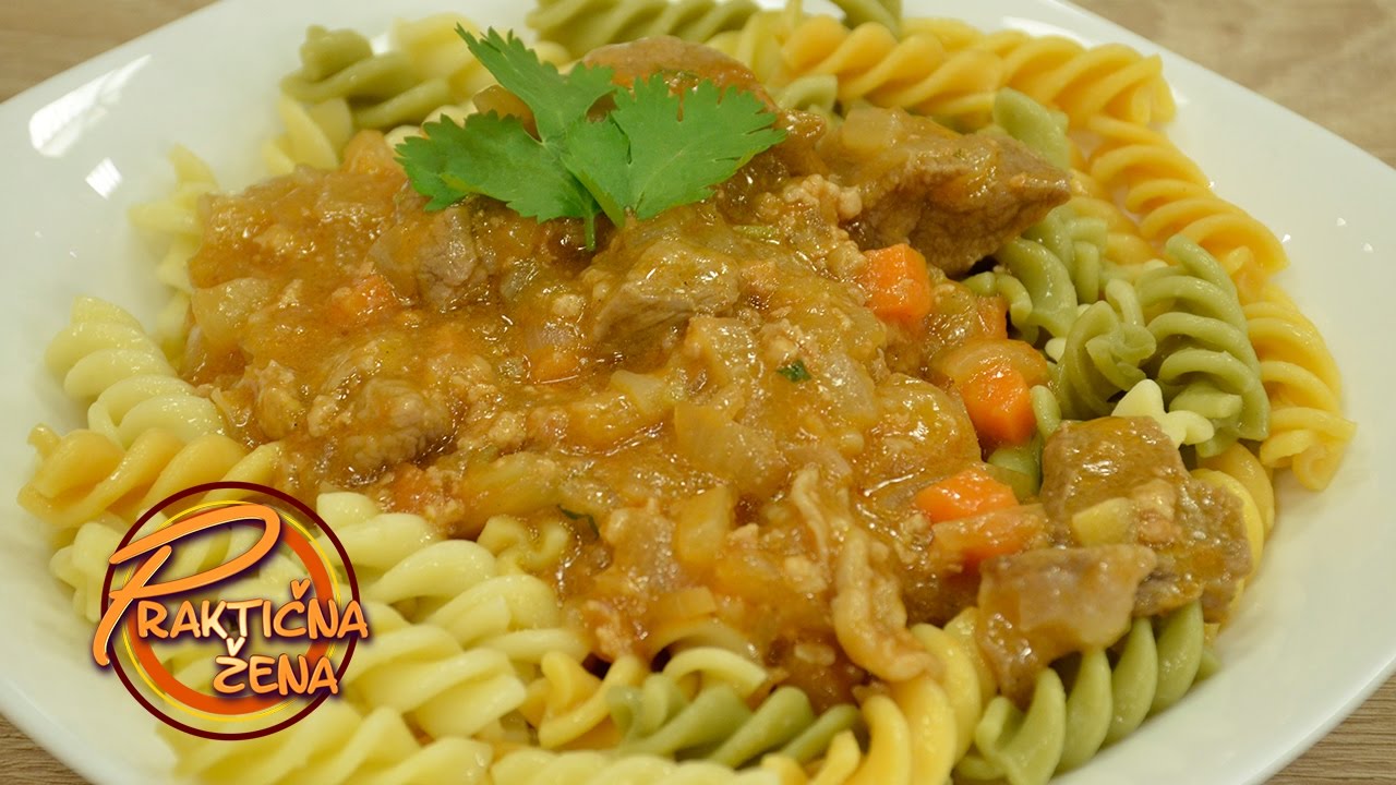 Praktična žena - Italijanski gulaš i američka salata od brokolija - Ana Bekuta