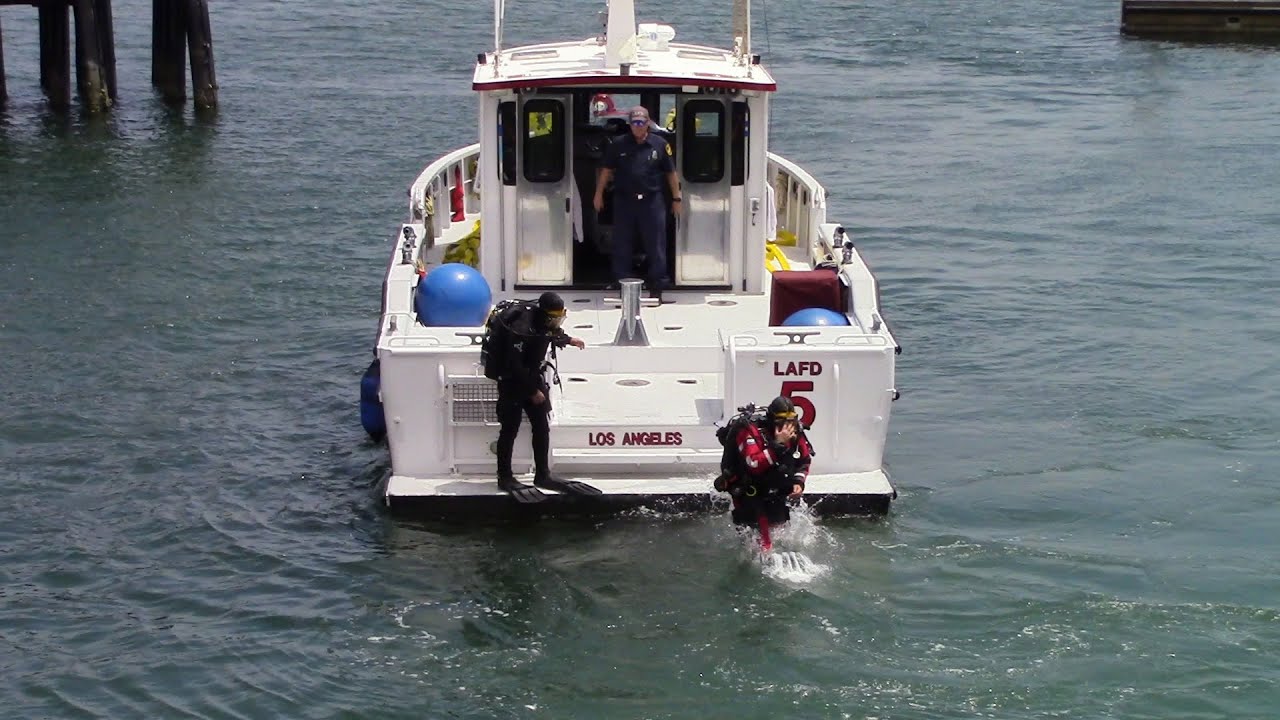 LAFD Boat 5 diver demo and response