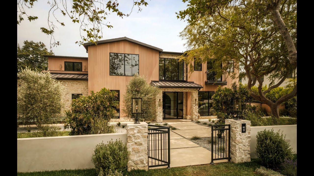Chateau Corsica | 1186 Corsica Dr, Pacific Palisades, CA 90272