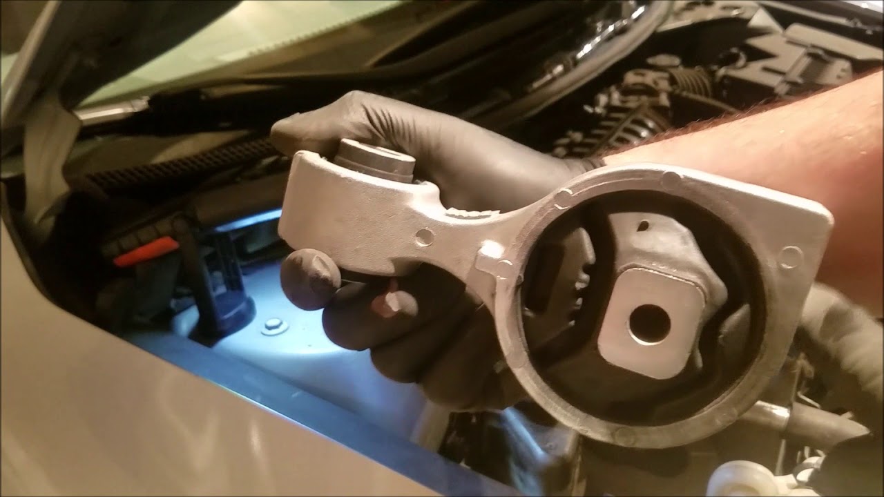 2007 Nissan Altima Top Motor Mount Replacement