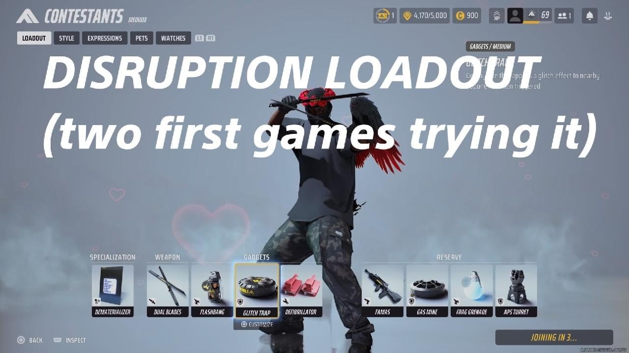 Dual blades, Dematerializer, glitch trap, flashbang, defibrilator