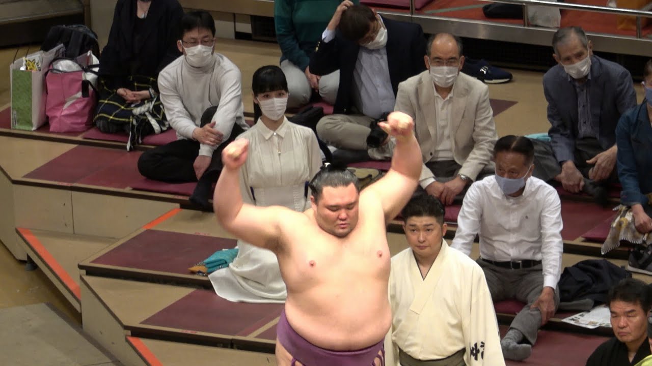 溜席の妖精が再び降臨！ 大相撲5月場所4日目  Mysterious lady reappeared. May Grand SUMO TOURNAMENT 4th day.