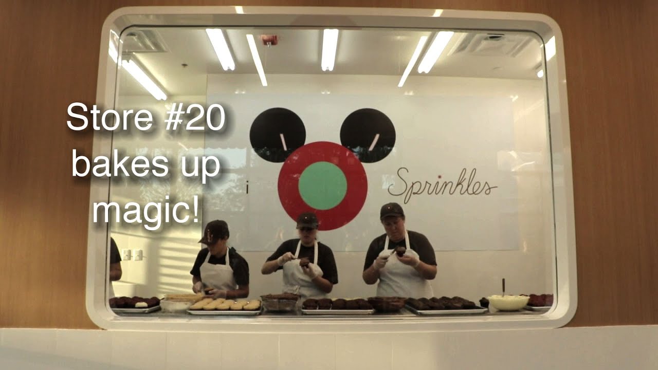 Sprinkles opens at Disney Springs!